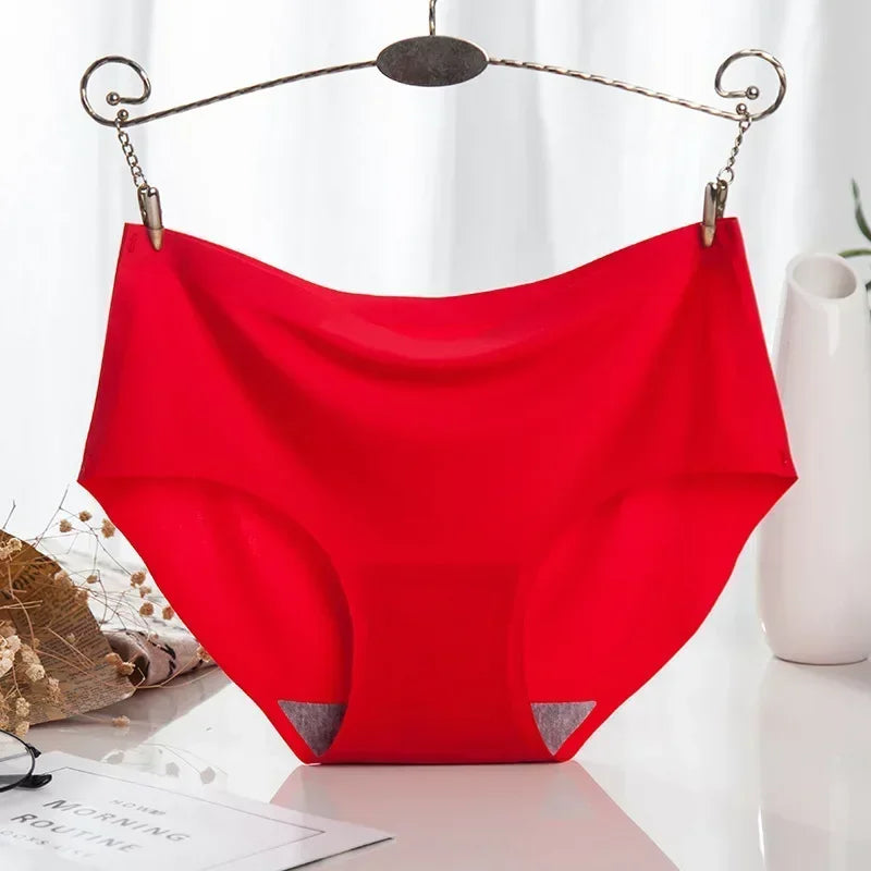 Seamless Female Underwear.