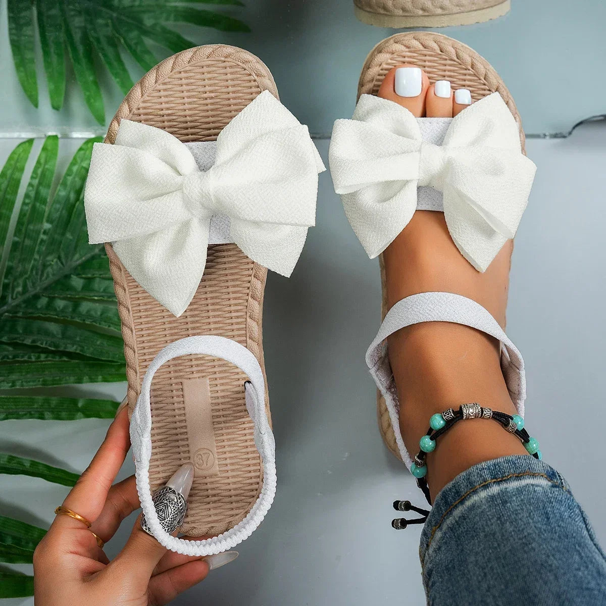 Lightweight Anti-slip Trend Sandals