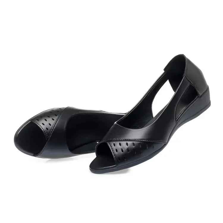 Fish mouth sandals