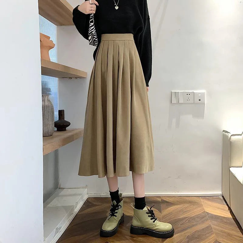 Lucy Vintage Pleated Skirt