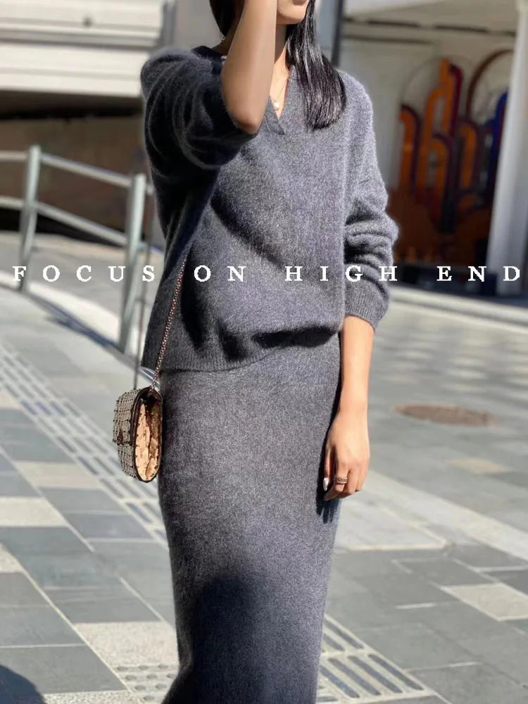 POLO collar fleece sweater + mid-length skirt two-piece