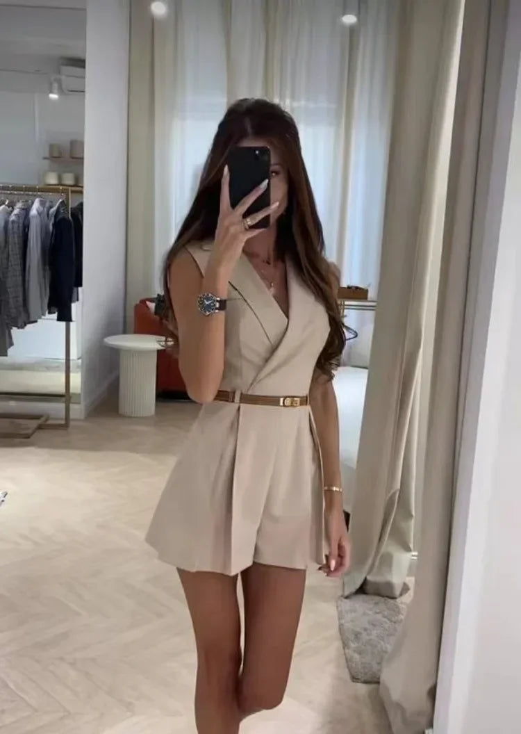 Elegant Women's Jumpsuit With Belt
