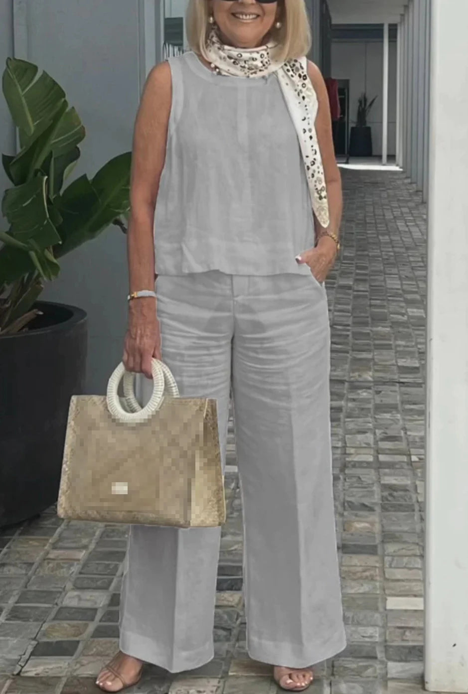 Linen Women's Suits