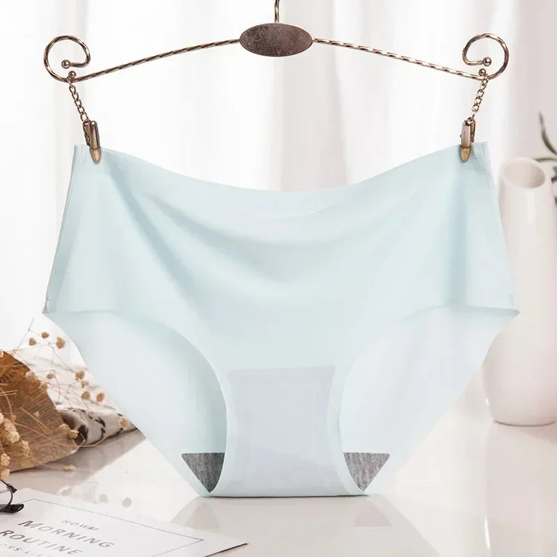 Seamless Female Underwear.