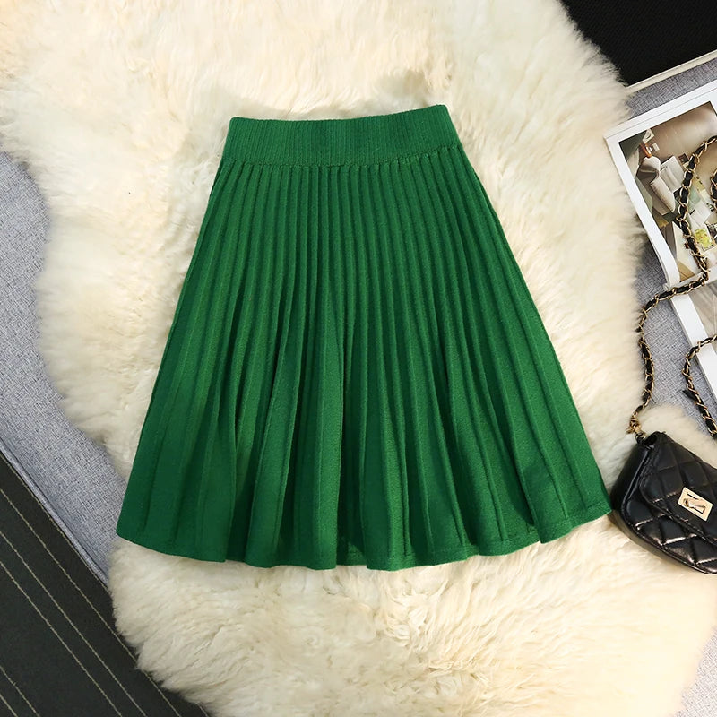 Pleated Short Skirt